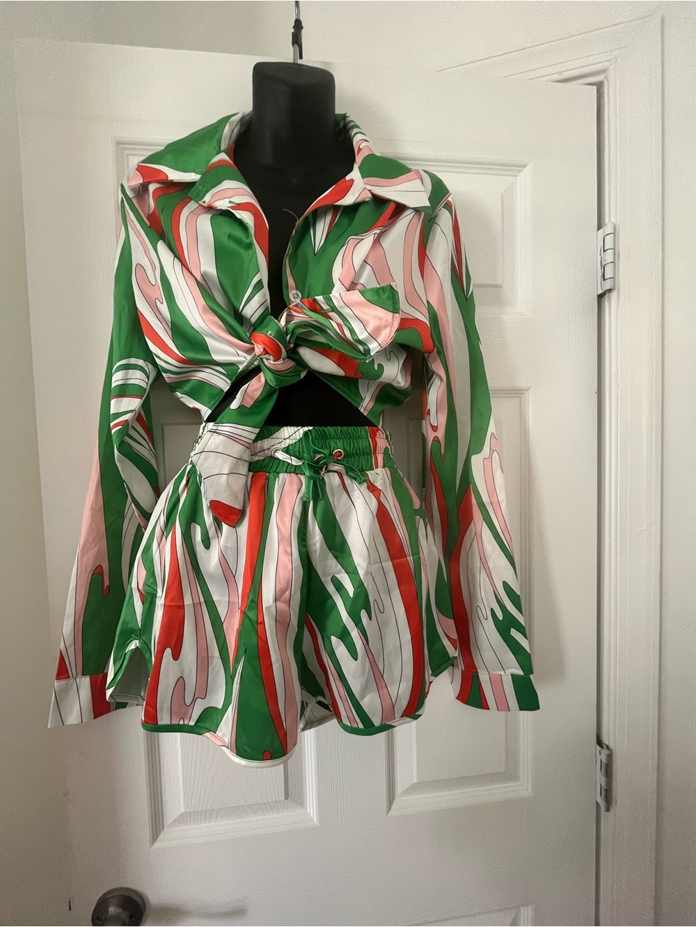 Green Pink Red Swirl Two-Piece Set
